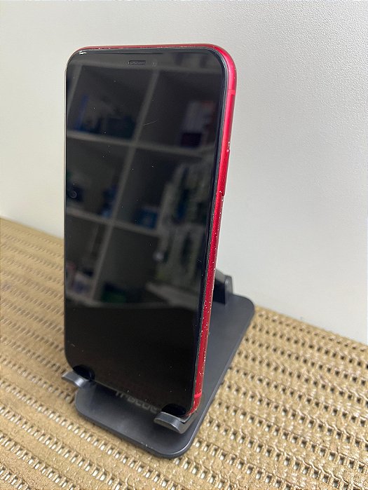 Iphone 11 64GB Vermelho Semi Novo