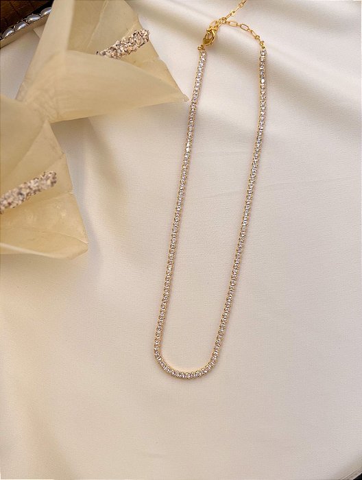 Choker mini riviera banhada a ouro