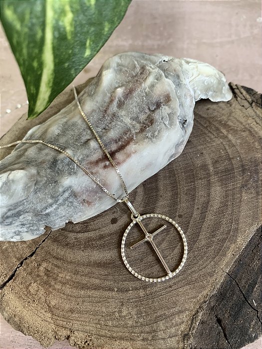 Colar círculo com crucifixo Prata 925