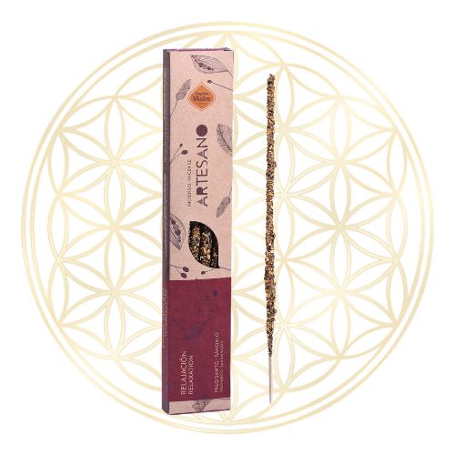 Incenso Sagrada Madre Linha Artesano Palo Santo e Sândalo