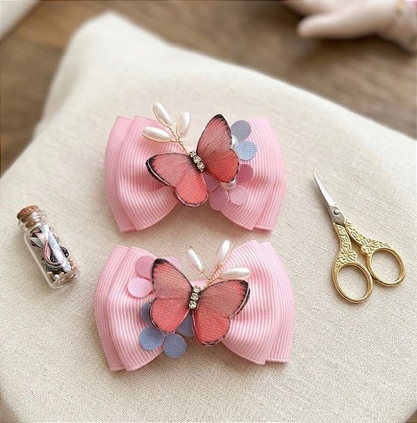 Par de Laços Rosa Borboletas 3D