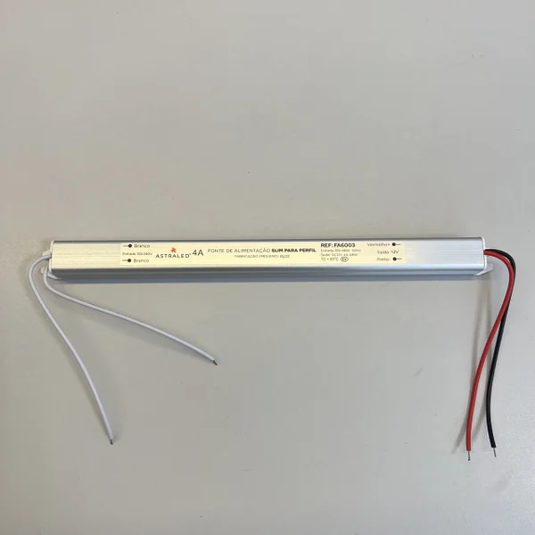 Fonte De Alimentacao Slim P/Perfil 4a48w 100-240v Dc12v