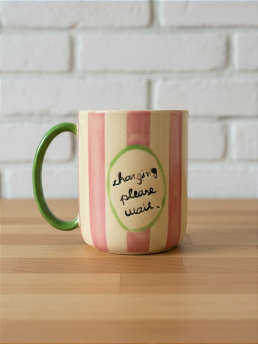 Caneca Charging Please Wait