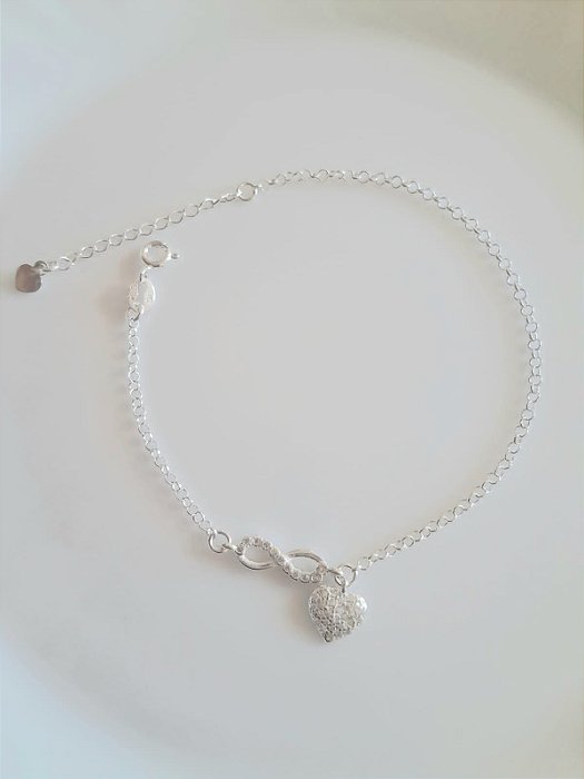 Pulseira prata infinito e coração cravejados