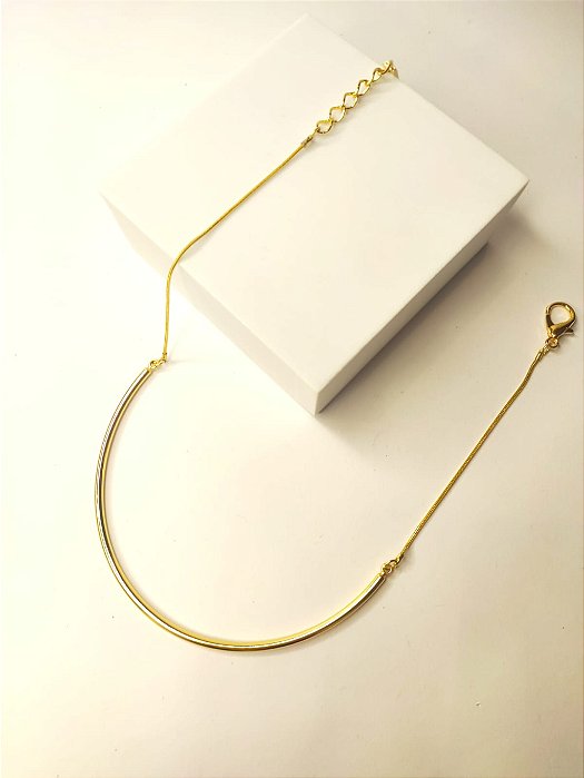 Colar Curto Choker Dourada Polida Fina