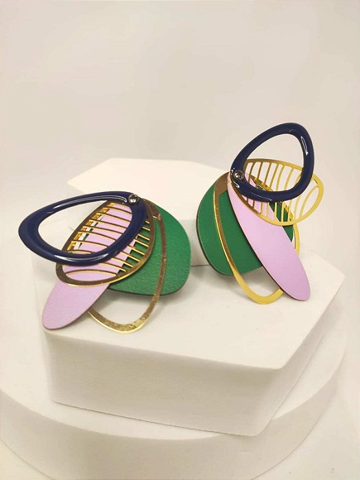 Brinco Articulado Resina Metal e MDF