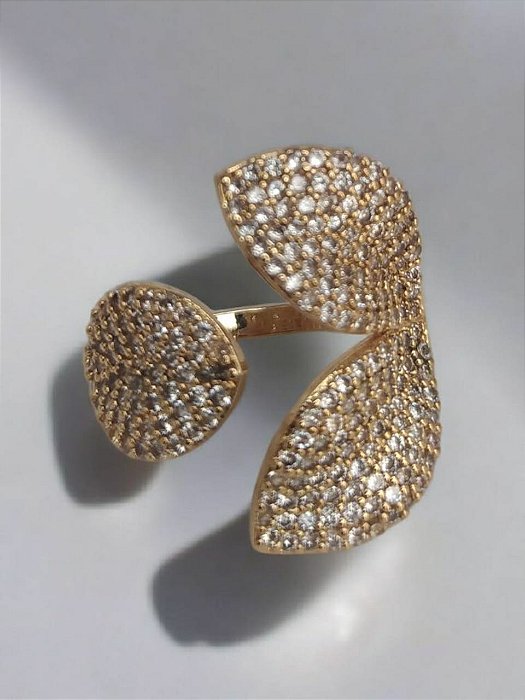 Anel Folhas Cravejadas de Zircônia