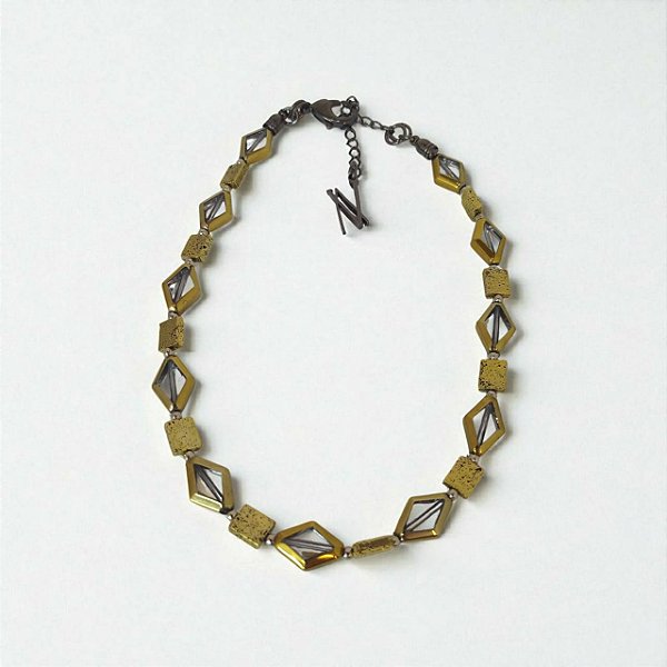 Colar Curto Hematita Intercalada