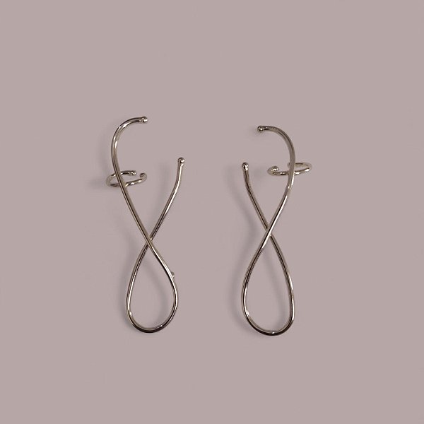 Brinco Simbolo do Infinito