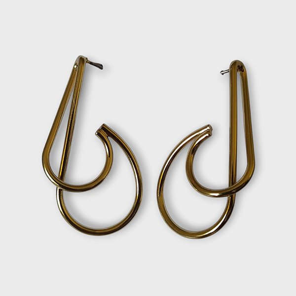 Brinco Curvado Vazado