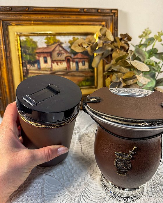 Kit Cuia Porongo Marrom Courino c\ Cavalo + Porta-Erva