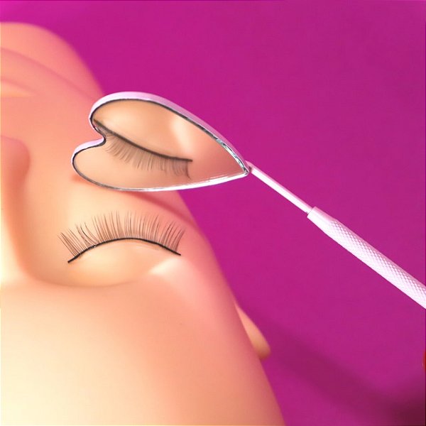 ESPELHO CORAÇÃO PARA CILIOS