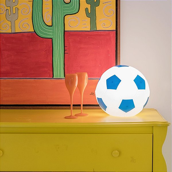 Luminária Bola de Futebol Ø25,5x24cm Polietileno Branco e Azul.