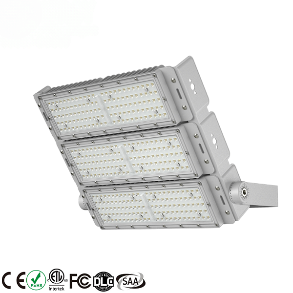 Luminária LED High Bay Modular 300W 5000K 51.000 lúmens IP67.