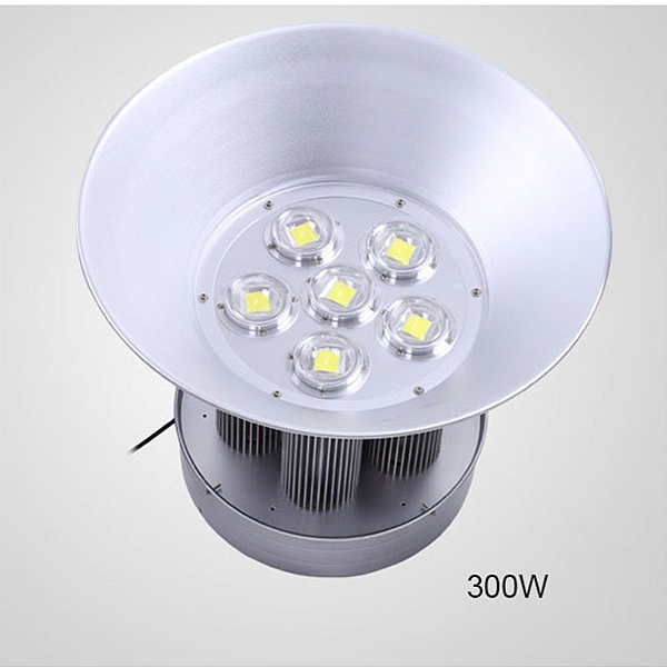 Luminária LED High Bay Industrial 300w 6500k 33.000 lúmens IP65.