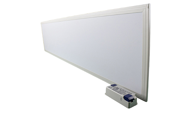 Luminária plafon LED de embutir retangular 25W 4000K 2.000 lúmens 120cm x 30cm.