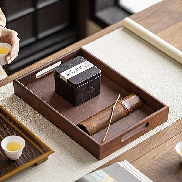 Bandeja Retangular De Madeira Marrom Com Alça Para Servir