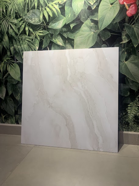 Porcelanato SANTORINI GREY Acetinado Retificado 81x81 Classe A - GAUDI PORCELANATO