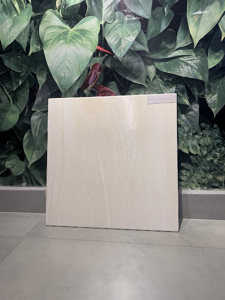 Piso cerâmico 46003 Brilhante 46x46 Classe A - VIVA