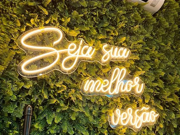 Letreiro Luminoso Painel Seja sua melhor Versão 50x60 - Rei do neon