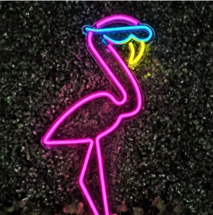 Letreiro Luminoso Painel Neon Flamingo 50x30 - Rei do Neon