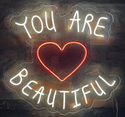 Letreiro Luminoso Painel Neon You are Beautiful 50x50 Rei do Neon