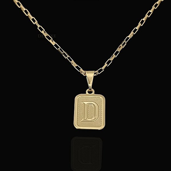 PINGENTE PLACA LETRA D .   Tamanho (PP)( 2g-2x2cm) - BANHO DE OURO 18k