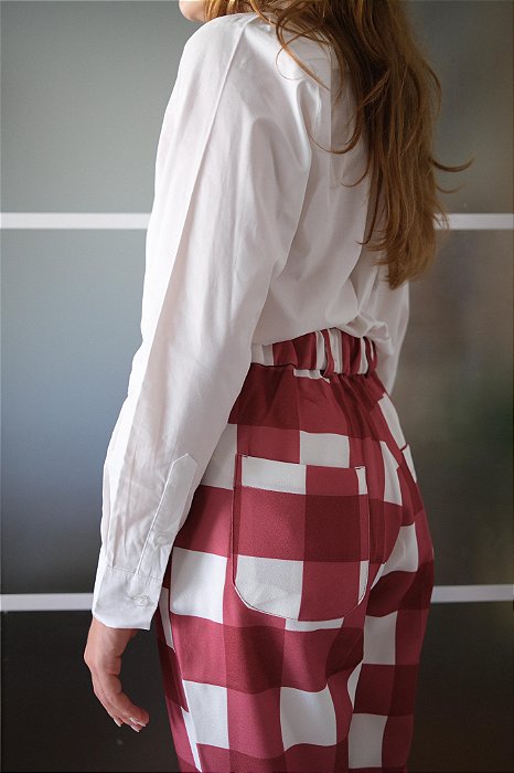 calça tradicional elástico cherry