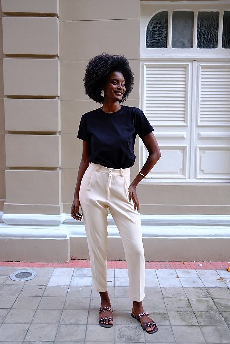 Calça tradicional pérola