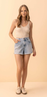 SHORTS JEANS LEZ A LEZ BARRA VIRADA - JEANS CLARO
