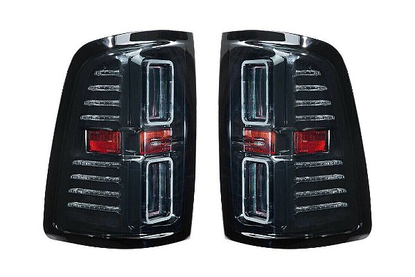 Lanterna Traseira Ram 1500 Classic, 2500 e 3500  Morimoto 3D Fumê