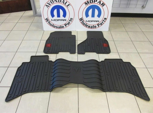 TAPETE - DODGE RAM - CABINE DUPLA - ORIGINAL - MOPAR - 2012 - PRETO/VERMELHO
