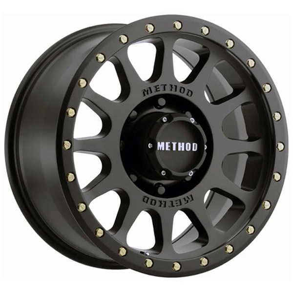 Roda Method MR305 17x8.5  6x139.7  0mm  Prata c/ Centro Preto