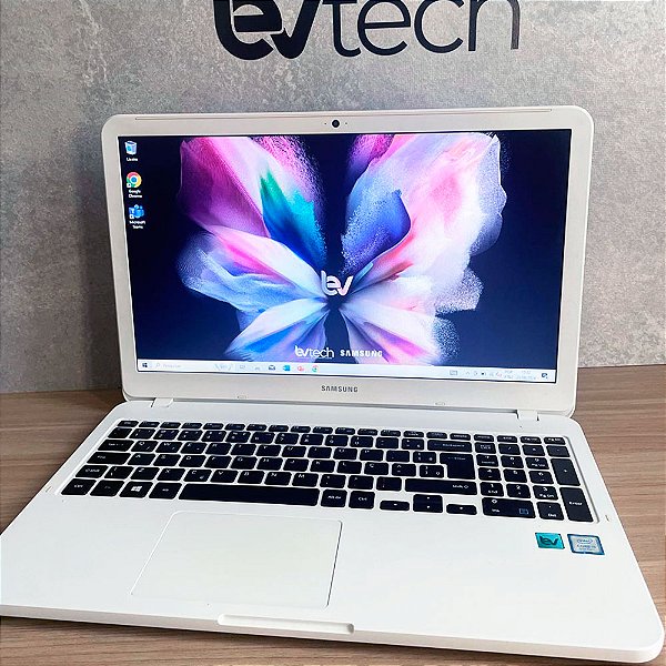 Notebook Samsung Expert NP350x Branco - Core i5-8ª Ger.  - 8Gb Ram - 256Gb SSD - Tela 15.6" - Windows 11