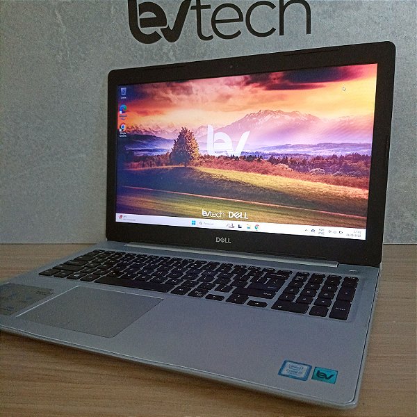 Notebook Dell Inspiron 5570 - Core i7 7ª Ger. - 16Gb Ram - 480Gb SSD - Tela 15'6"