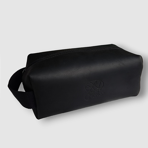 NECESSAIRE EM COURO PRETO