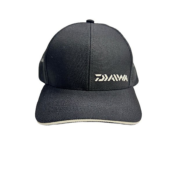 Boné Daiwa Preto e Branco