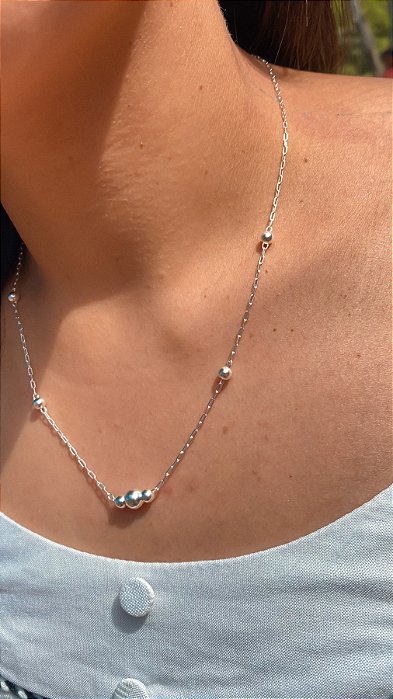 Colar com 7 Bolinhas