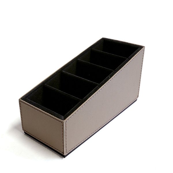Porta Controle com 5 Divisórias - Fendi