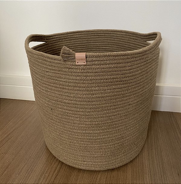 Cesto em Corda de Algodão 32cm x 30cm com alça- caramelo