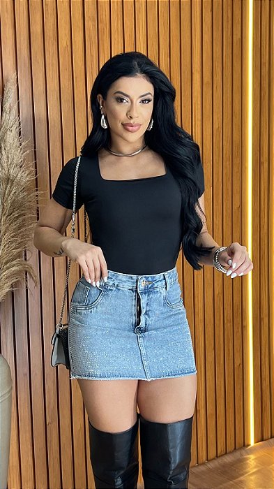 Saia Jeans Lavagem Clara Com Strass E Barrinha Costurada