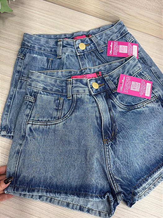 Short Jeans Feminino Marmorizado Cintura Alta Com Barra E Botão Dourado- Sem Elastano