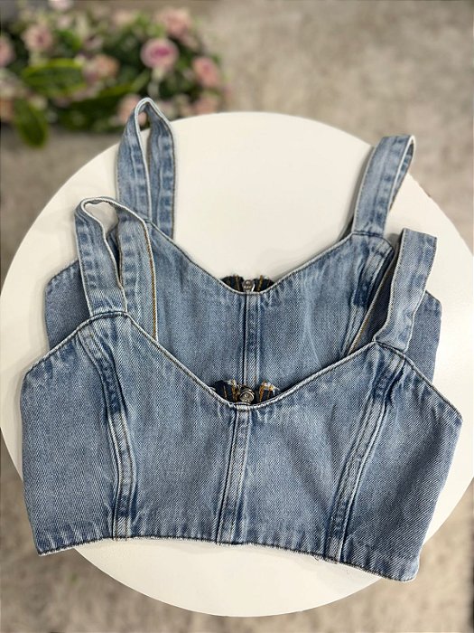 Cropped Jeans Denim Feminino Com Alças E Detalhe Nas Costas