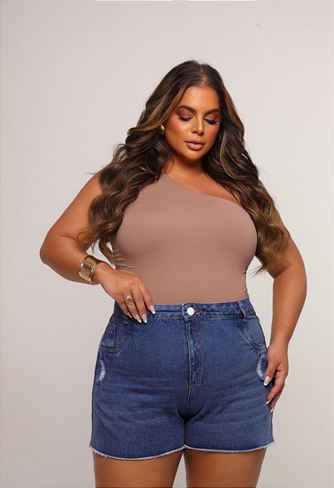 Short Jeans Feminino Plus Size Cintura Alta Com Lavagem Marmorizada E Barra Costurada - Sem Elastano