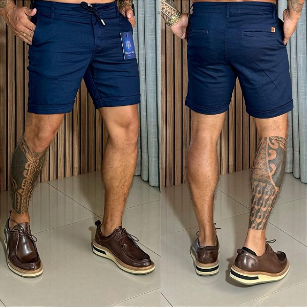 Bermuda Acetinada Azul Marinho