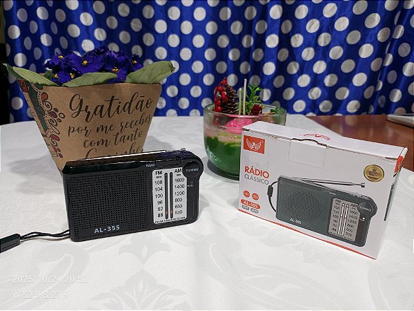 RÁDIO DE BOLSO ALTOMEX COM BATERIA RECARREGÁVEL