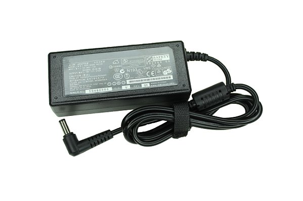 FONTE CCE P.PADRÃO(5.5X2.5MM)65W 19V 3,4A HT345/U25/U45/U45L/F40-30 (FT004)