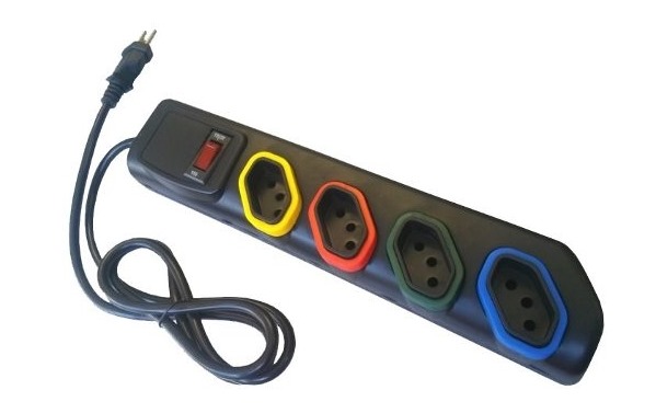 RÉGUA EXTENSÃO ELETRICA FILTRO DE LINHA 4 TOMADAS  (MULTITOC)