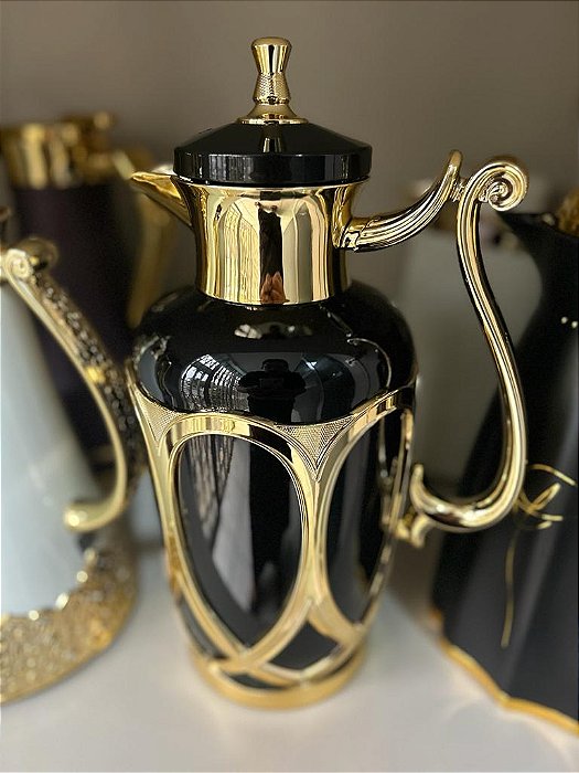 Garrafa Termica  Luiza 1 peça preto com dourado