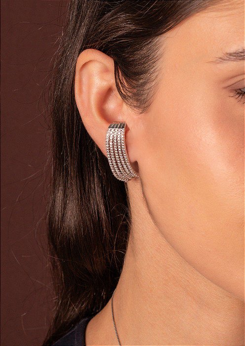 Brinco Ear Hook Cravejado